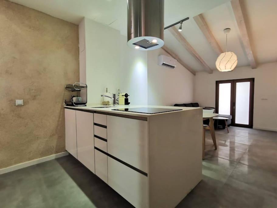 New! Renovated House With Terrace In Cambrils别墅 外观 照片